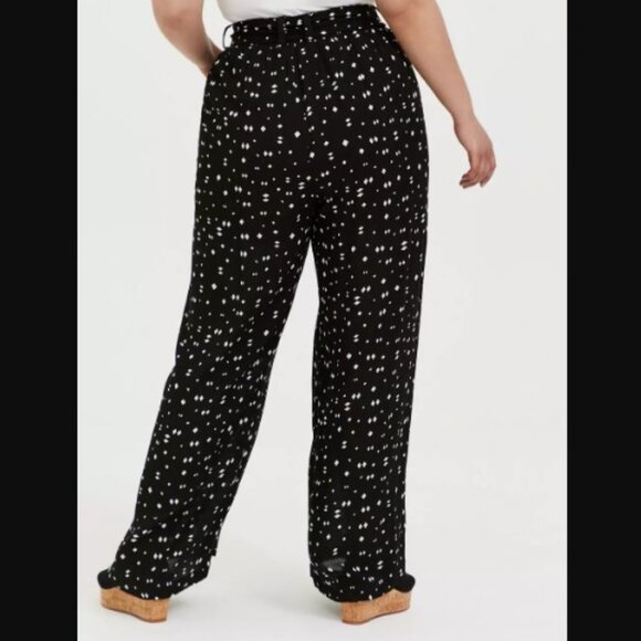 Torrid Pull-On Wide Leg Gauze High-Rise Smocked Waistband Pant- 0x - Picture 3 of 10